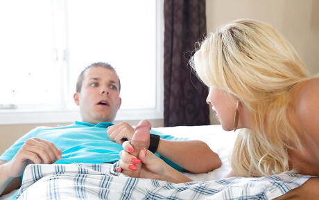 Sexy canadian blonde cougar Savana Styles sucking on big rod and enjoys a cum shot in her mouth 