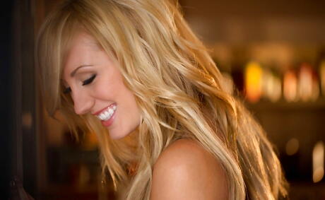 Hot american blonde hottie Brett Rossi in hot posing gallery